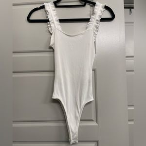 White bodysuit with ruffle straps🤍